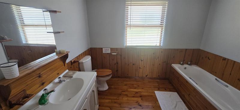 6 Bedroom Property for Sale in Reebok Western Cape